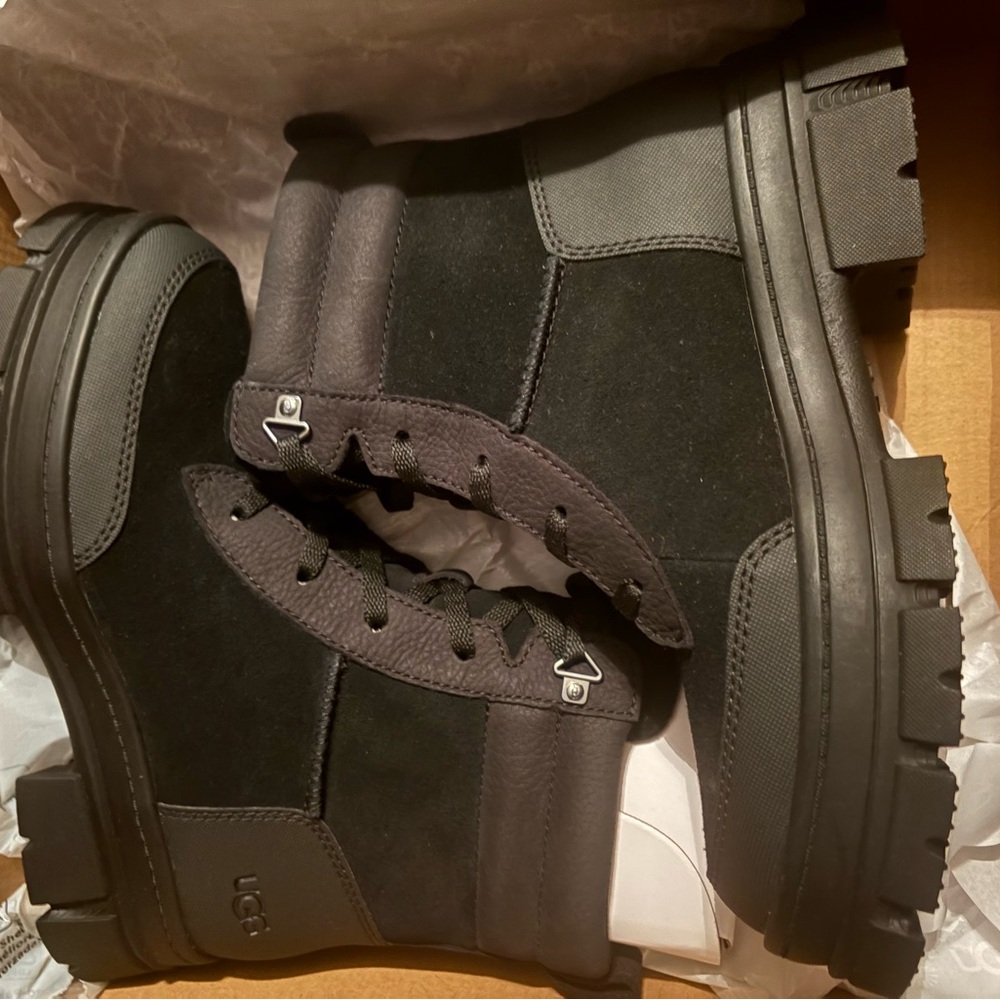 UGG Ashton Weatherized Lace Up Boots
